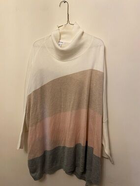 Calvin Klein Women’s Cream Turtleneck Colorblock Sweater - size l/xl